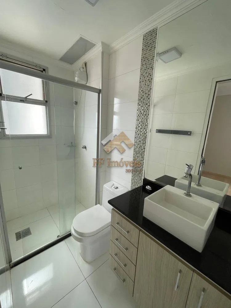 Apartamento, 3 quartos, 75 m² - Foto 2