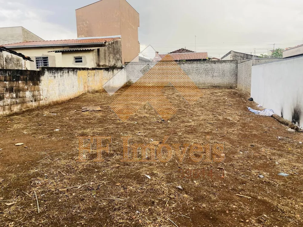 Terreno à venda, 250m² - Foto 1