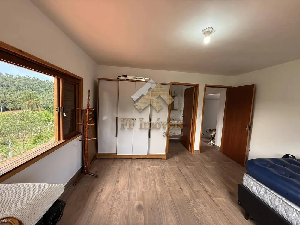 Sítio, 4 quartos, 230 m² - Foto 15