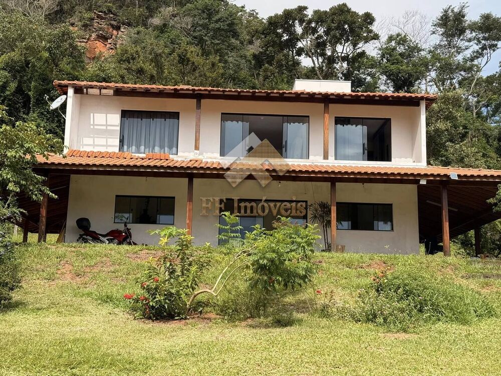 Sítio, 4 quartos, 230 m² - Foto 1