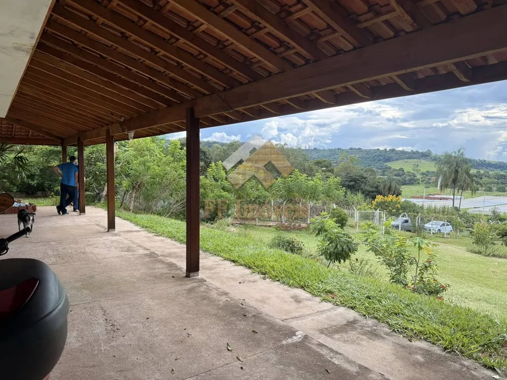 Sítio, 4 quartos, 230 m² - Foto 12