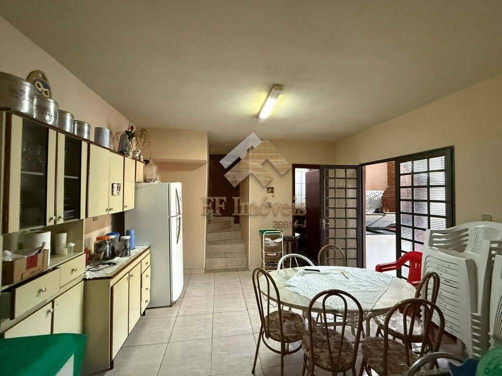 Casa à venda, 300m² - Foto 9