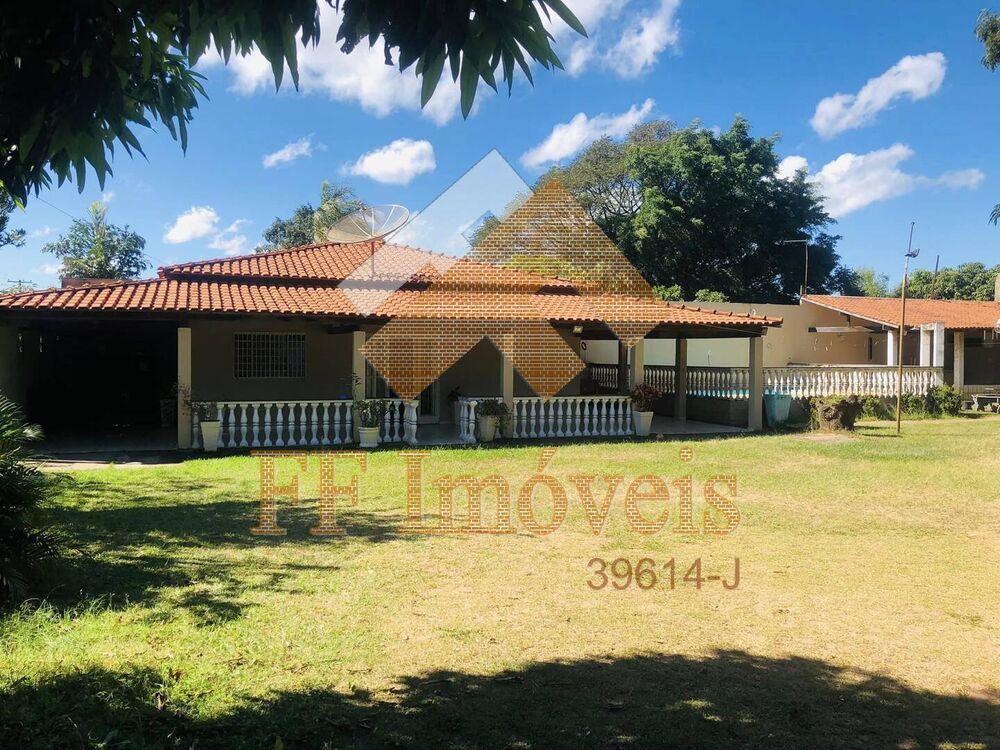 Casa à venda com 3 quartos, 1050m² - Foto 10