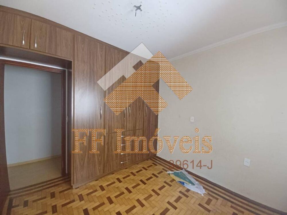 Casa, 3 quartos, 203 m² - Foto 1