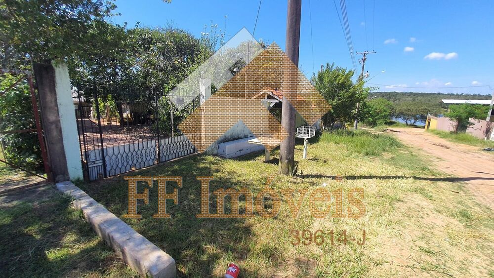 Casa à venda com 2 quartos, 50m² - Foto 1