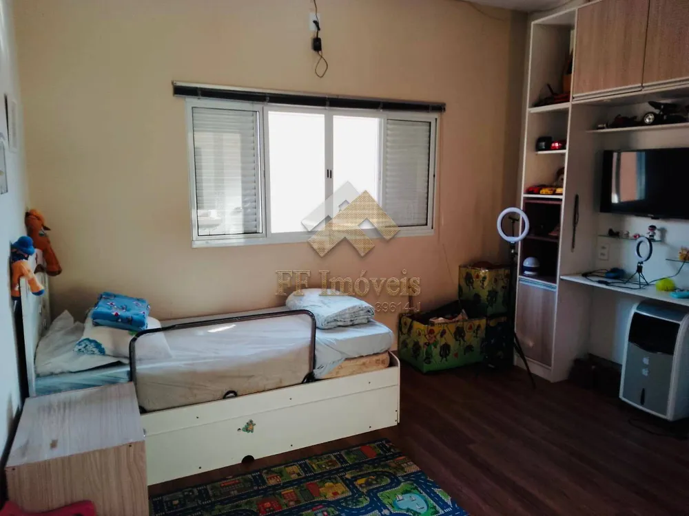 Casa, 3 quartos, 182 m² - Foto 4