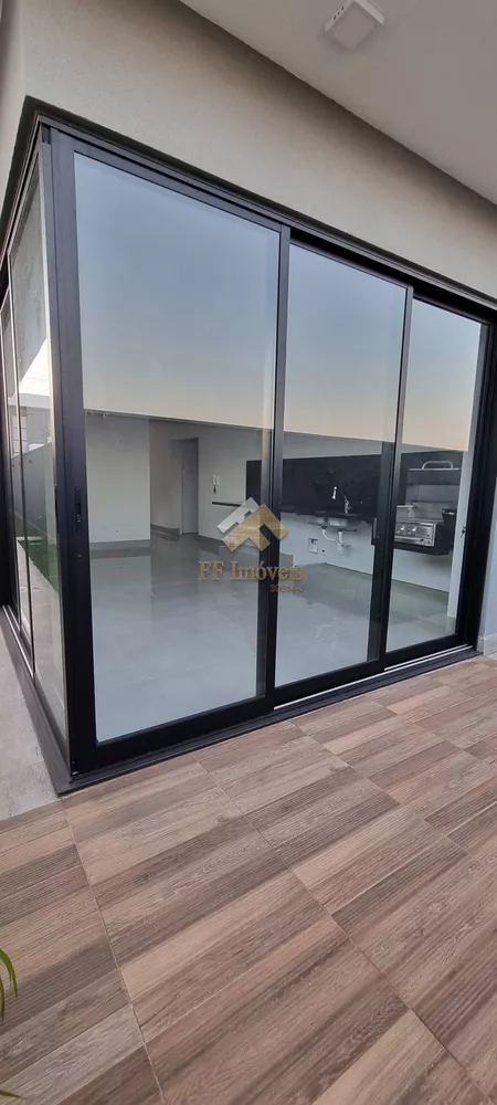 Casa à venda com 3 quartos, 172m² - Foto 3