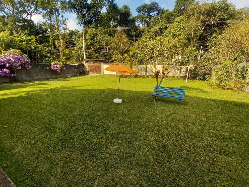 Casa à venda com 4 quartos, 2400m² - Foto 2