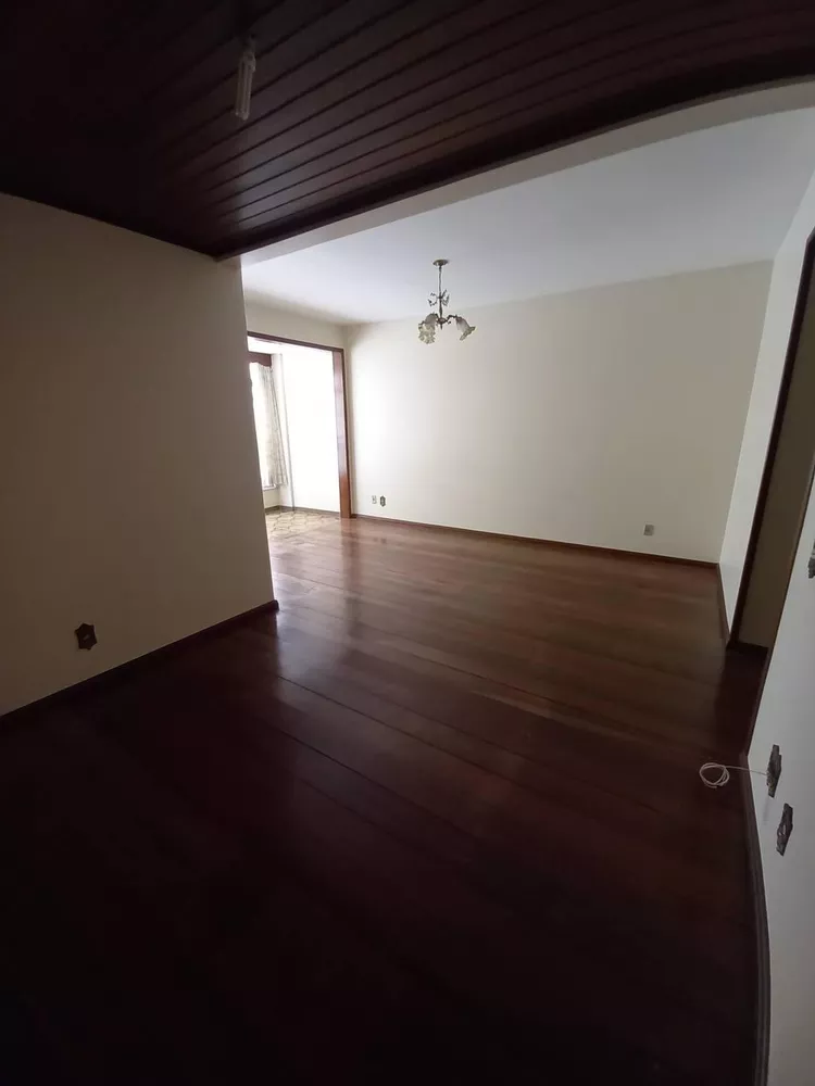 Apartamento à venda com 3 quartos - Foto 1