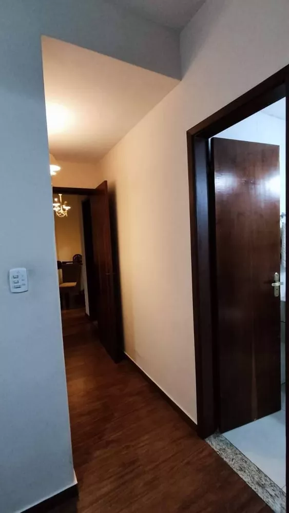 Apartamento à venda com 3 quartos - Foto 2