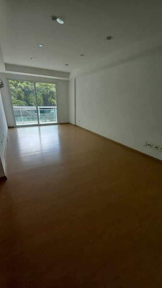 Apartamento à venda com 3 quartos - Foto 4