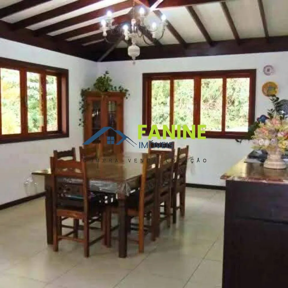Casa, 4 quartos, 270 m² - Foto 5