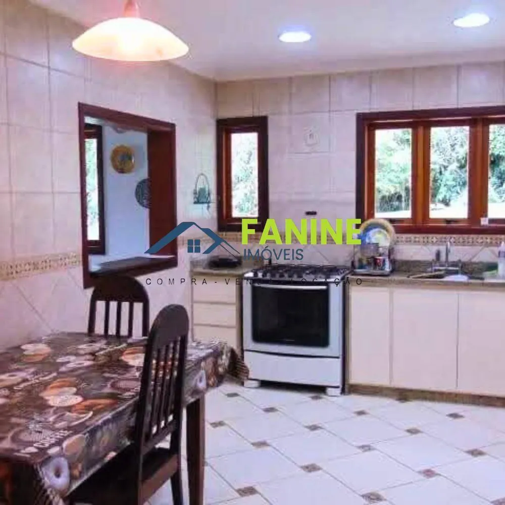Casa, 4 quartos, 270 m² - Foto 4