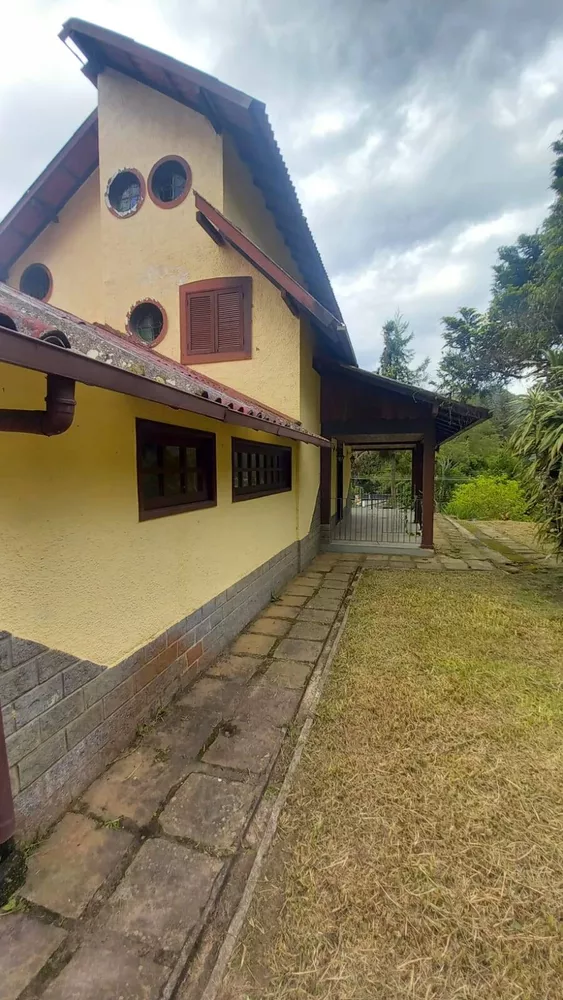 Casa à venda com 3 quartos, 1300m² - Foto 8