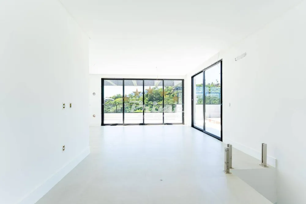 Cobertura, 3 quartos, 300 m² - Foto 3