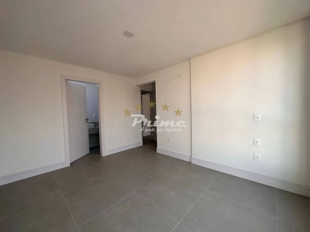 Cobertura, 3 quartos, 158 m² - Foto 2