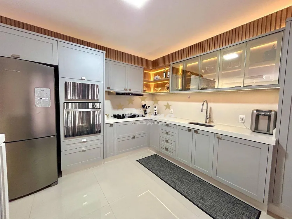 Casa, 3 quartos, 200 m² - Foto 3