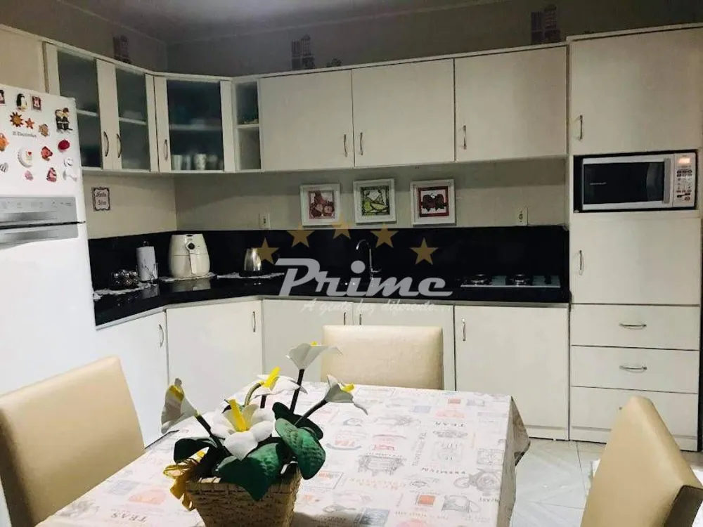 Casa, 5 quartos, 200 m² - Foto 2