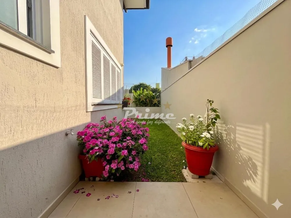 Casa, 3 quartos, 247 m² - Foto 3