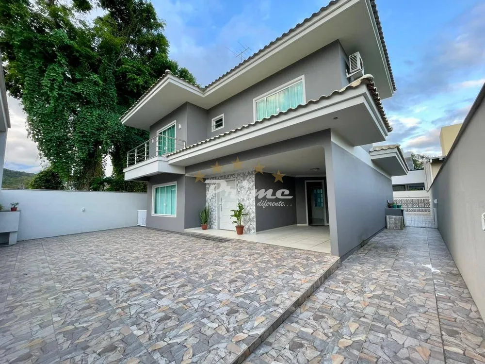 Casa, 4 quartos, 216 m² - Foto 2