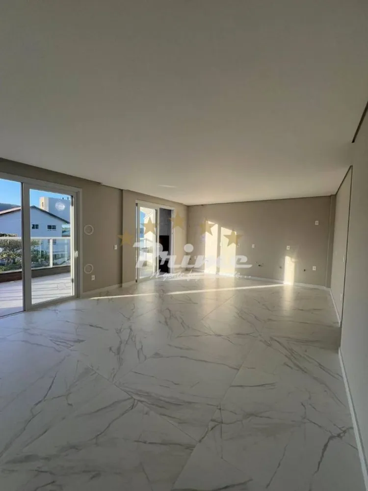 Cobertura, 3 quartos, 131 m² - Foto 4