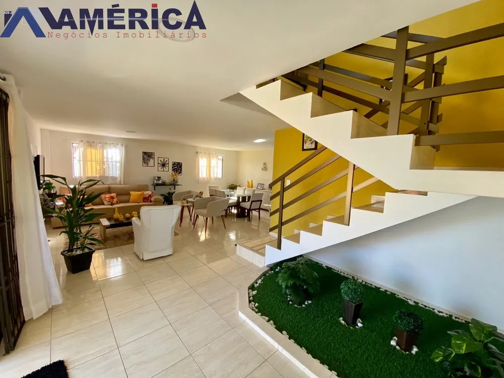 Casa, 7 quartos, 248 m² - Foto 5
