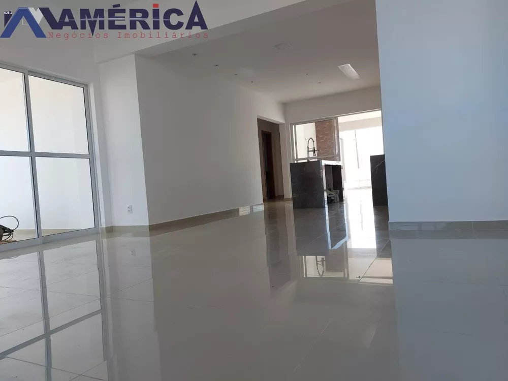 Casa à venda com 3 quartos, 300m² - Foto 14