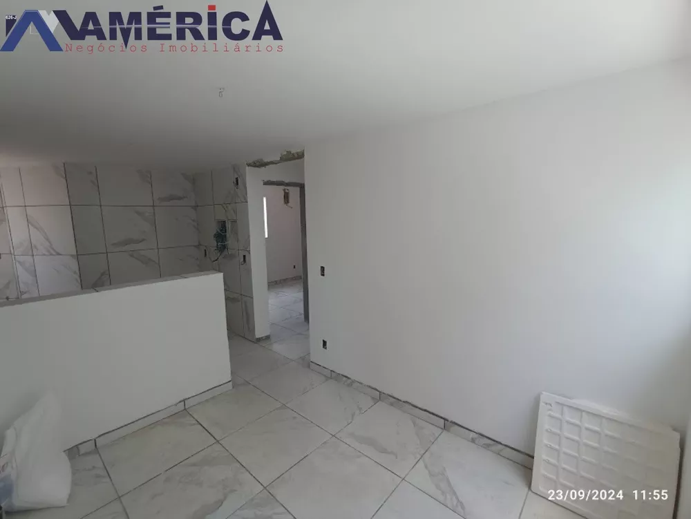 Apartamento à venda com 2 quartos, 43m² - Foto 4