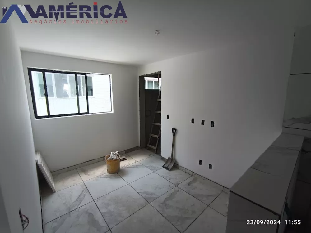 Apartamento à venda com 2 quartos, 43m² - Foto 3