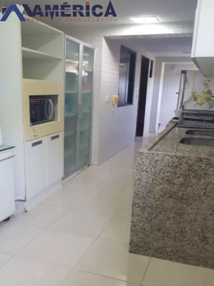 Apartamento à venda com 4 quartos, 176m² - Foto 1