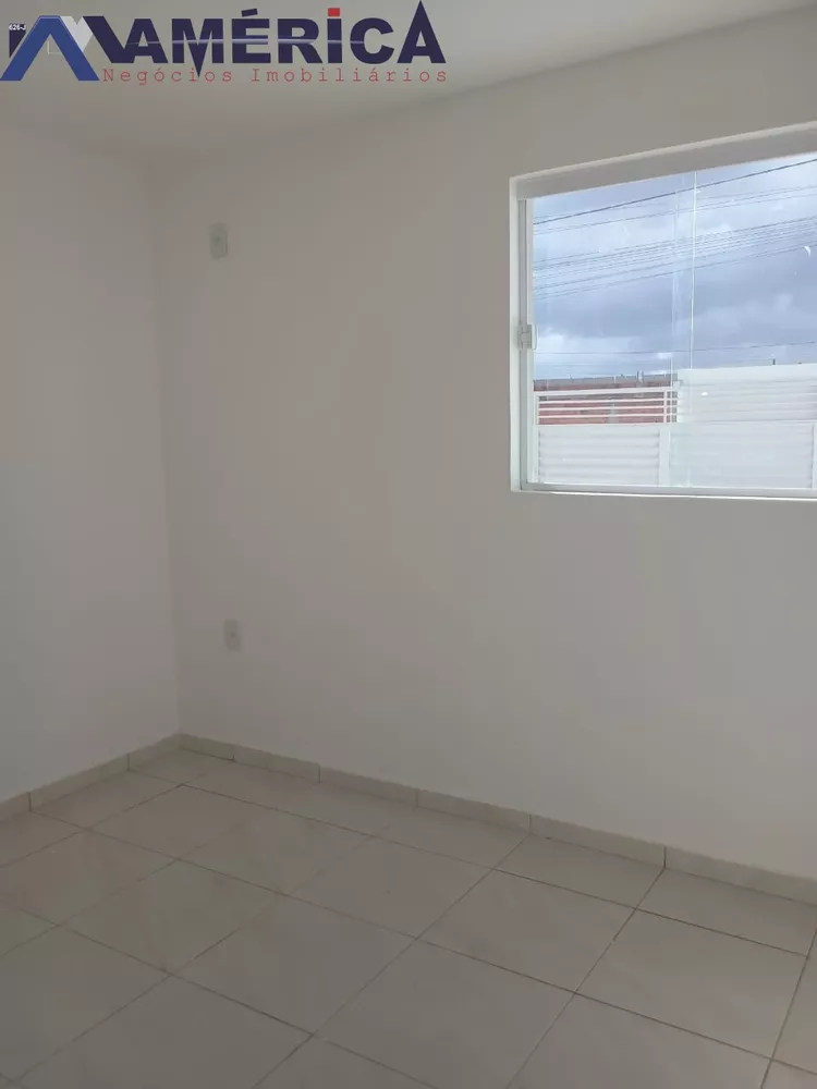 Casa à venda com 2 quartos, 56m² - Foto 3