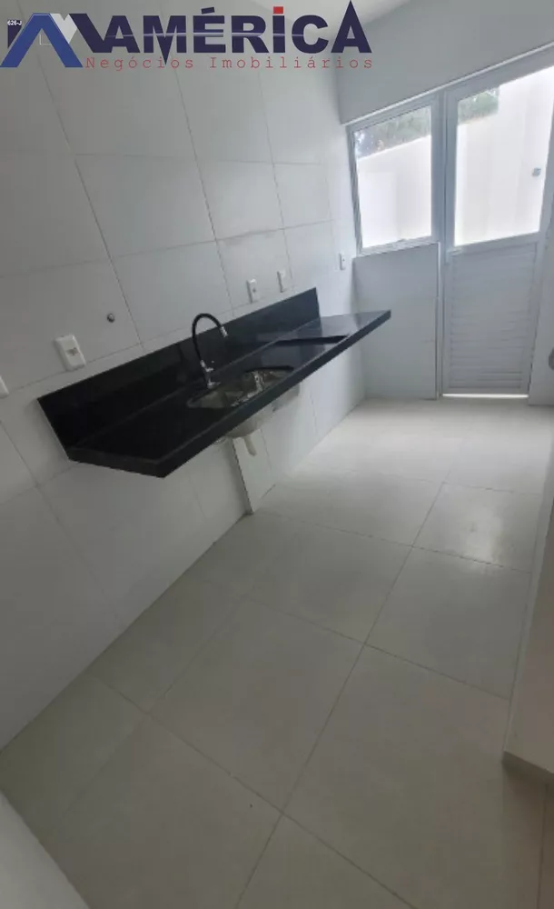 Apartamento à venda com 2 quartos, 63m² - Foto 4