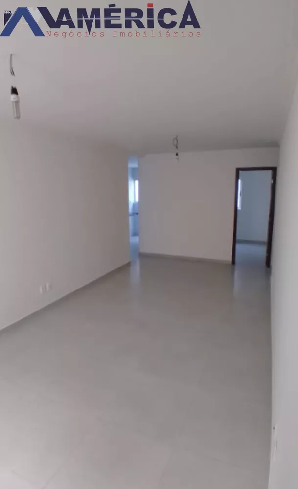 Apartamento à venda com 2 quartos, 63m² - Foto 3