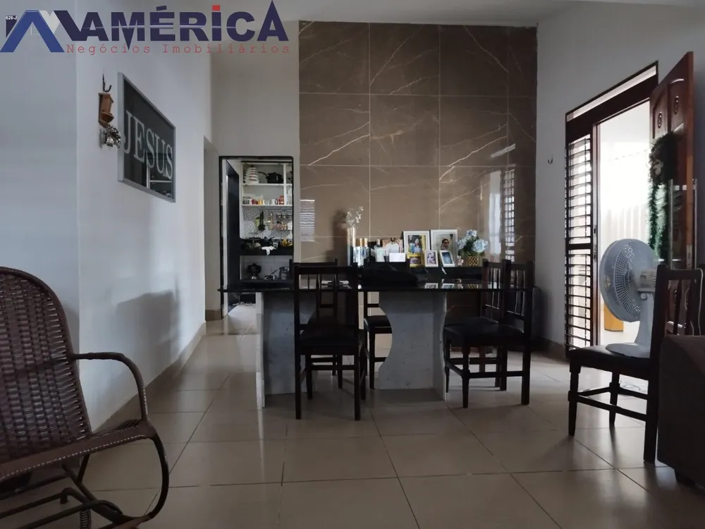 Casa, 3 quartos, 300 m² - Foto 2