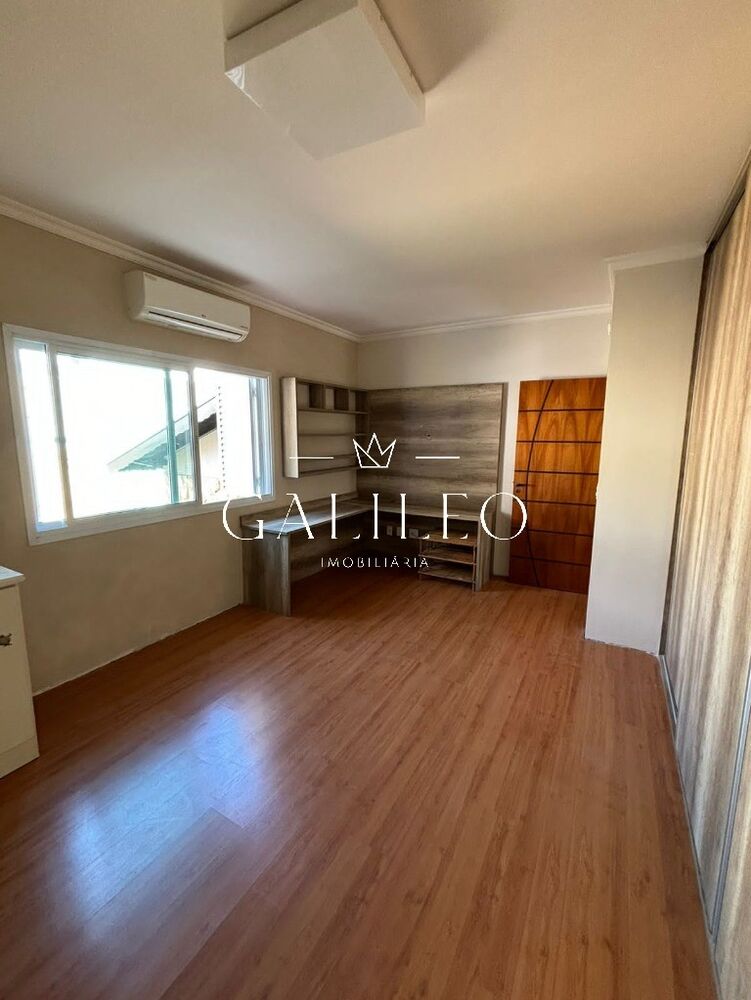 Casa à venda e aluguel com 3 quartos, 336m² - Foto 11