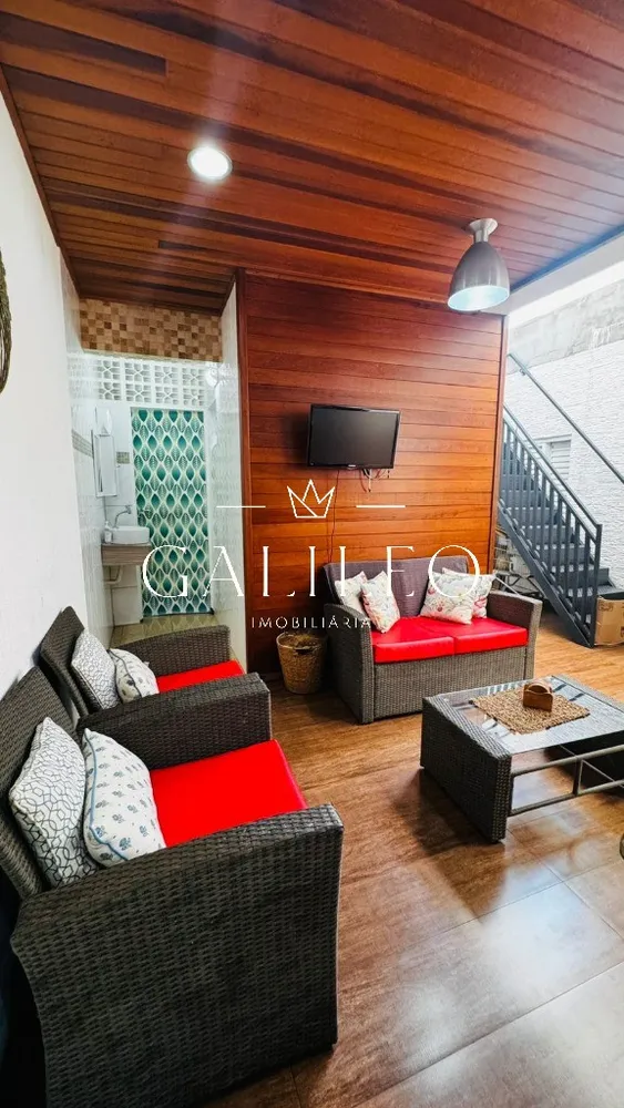 Casa, 3 quartos, 214 m² - Foto 2