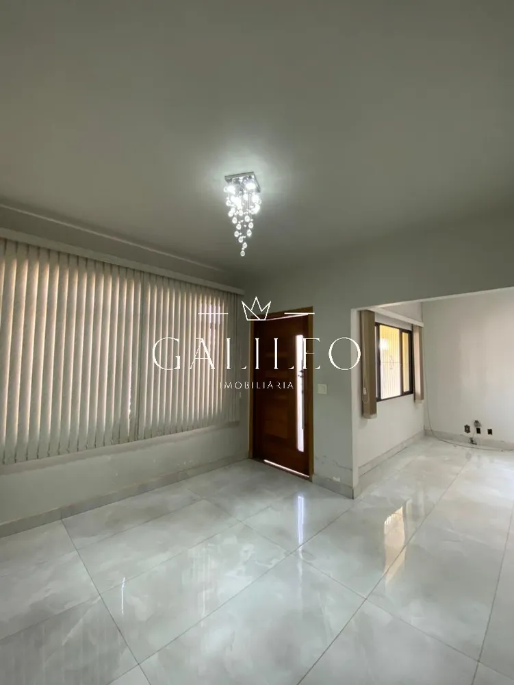 Casa, 3 quartos, 200 m² - Foto 1
