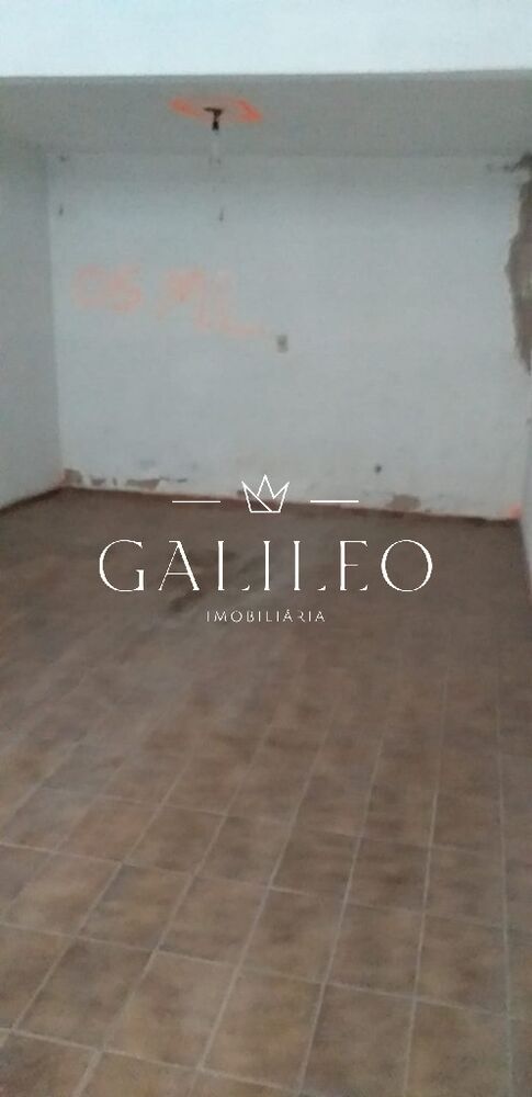 Casa, 3 quartos, 215 m² - Foto 2