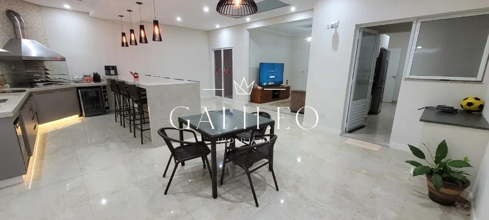 Casa, 3 quartos, 180 m² - Foto 1
