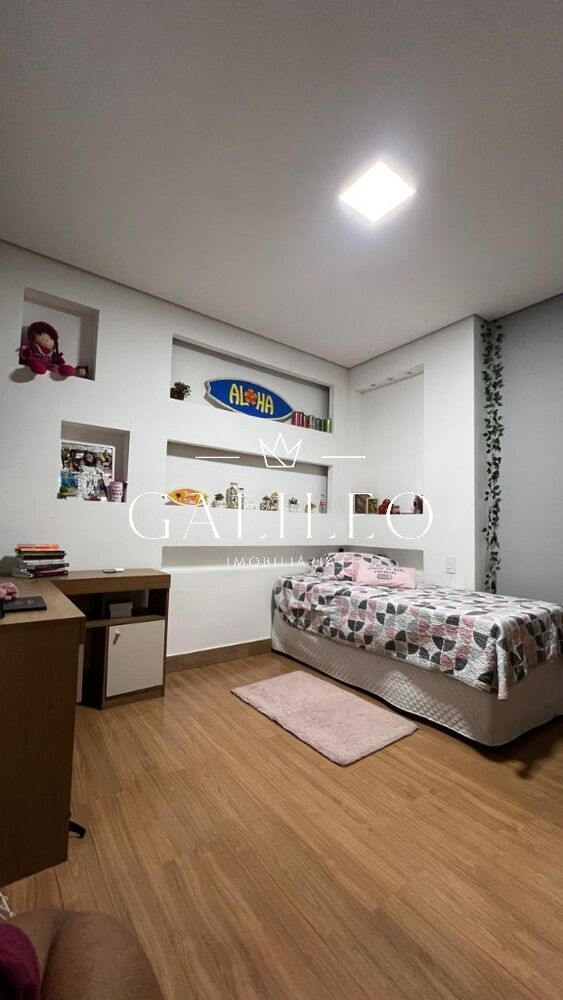 Casa à venda com 2 quartos, 125m² - Foto 13