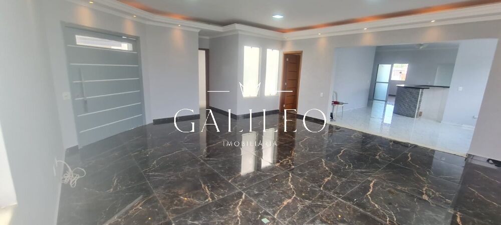 Casa à venda com 5 quartos, 320m² - Foto 4