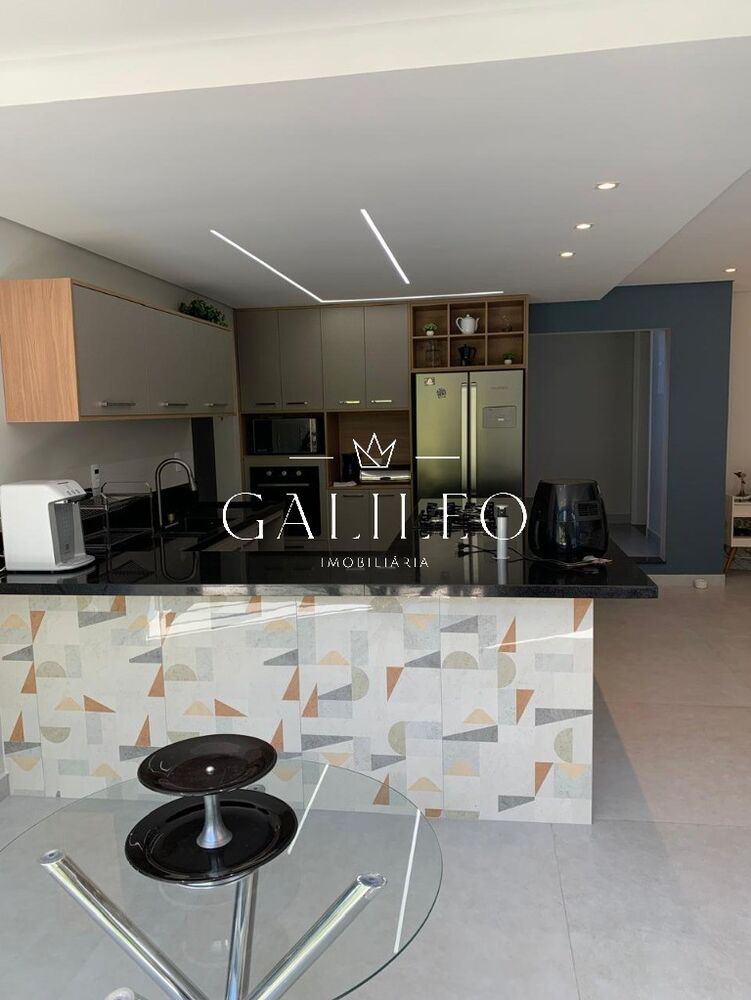 Casa, 4 quartos, 260 m² - Foto 3