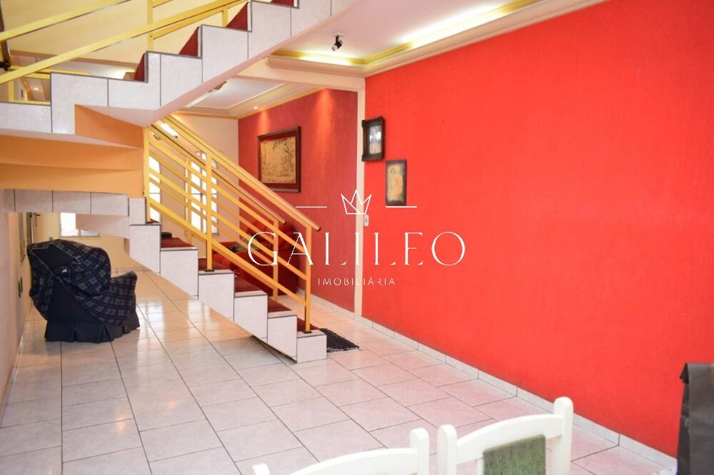 Casa, 4 quartos, 283 m² - Foto 1