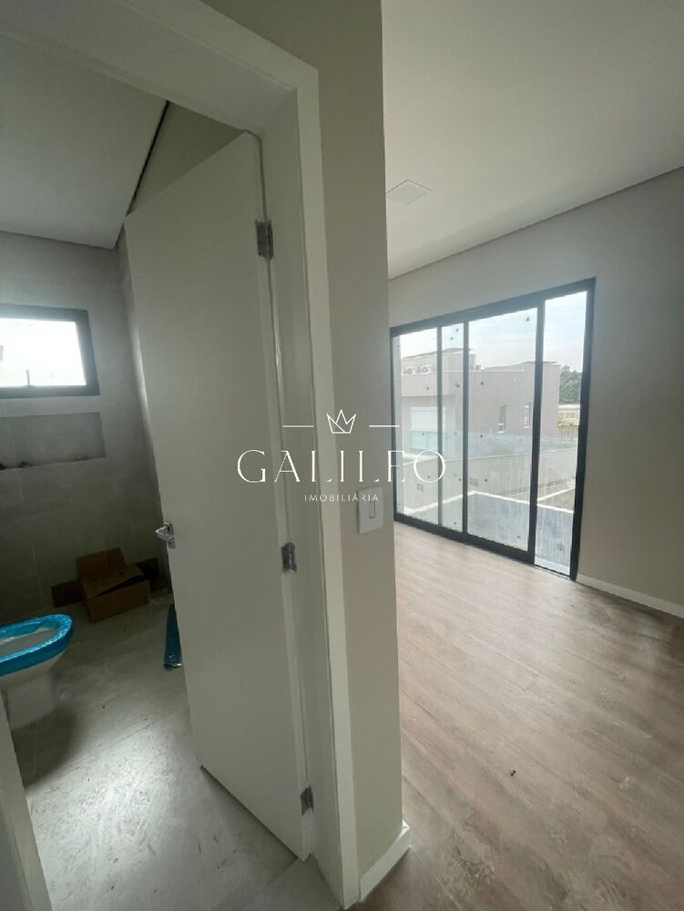 Casa, 3 quartos, 194 m² - Foto 1