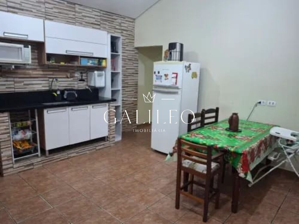 Casa à venda com 2 quartos, 80m² - Foto 7