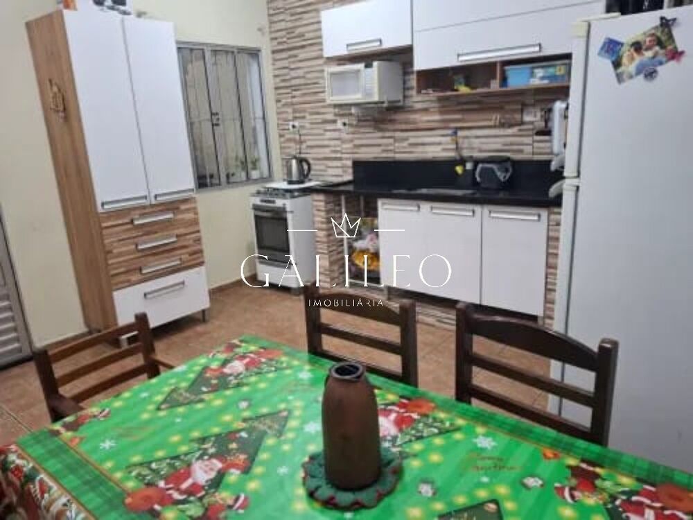 Casa à venda com 2 quartos, 80m² - Foto 1