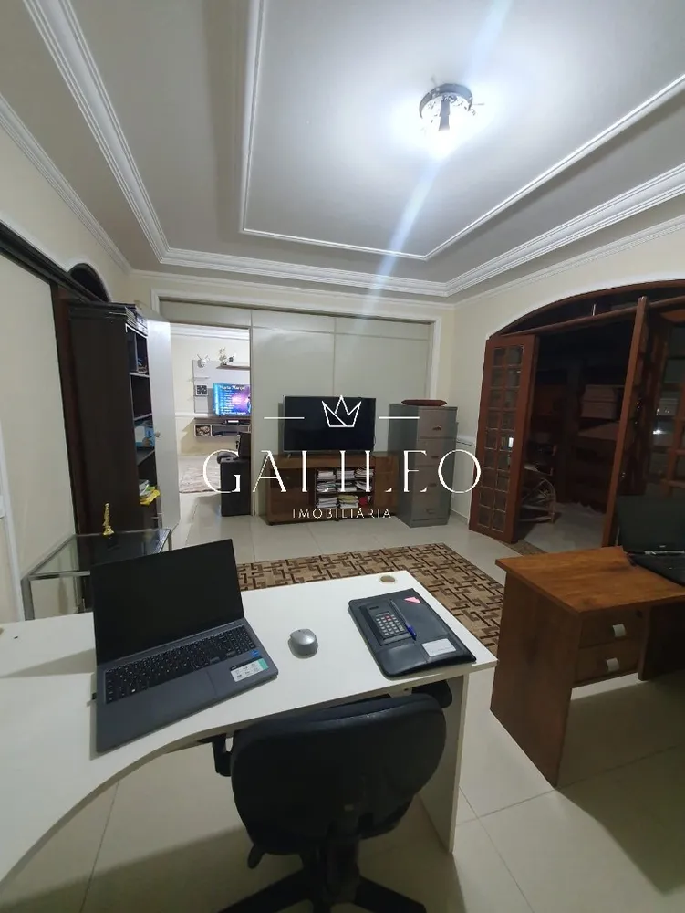 Casa, 4 quartos, 408 m² - Foto 1