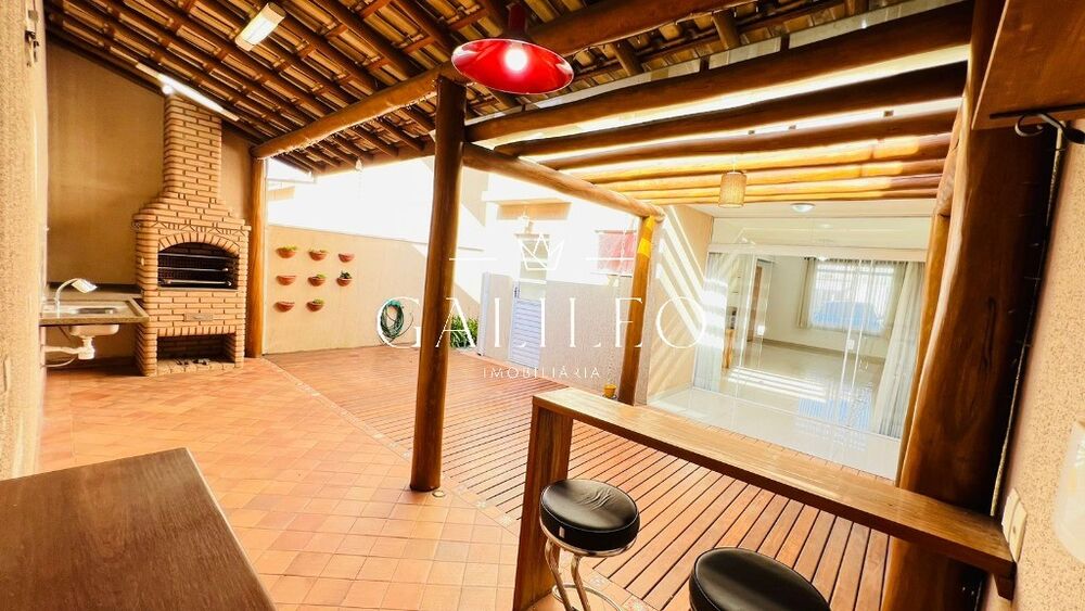 Casa, 3 quartos, 128 m² - Foto 1