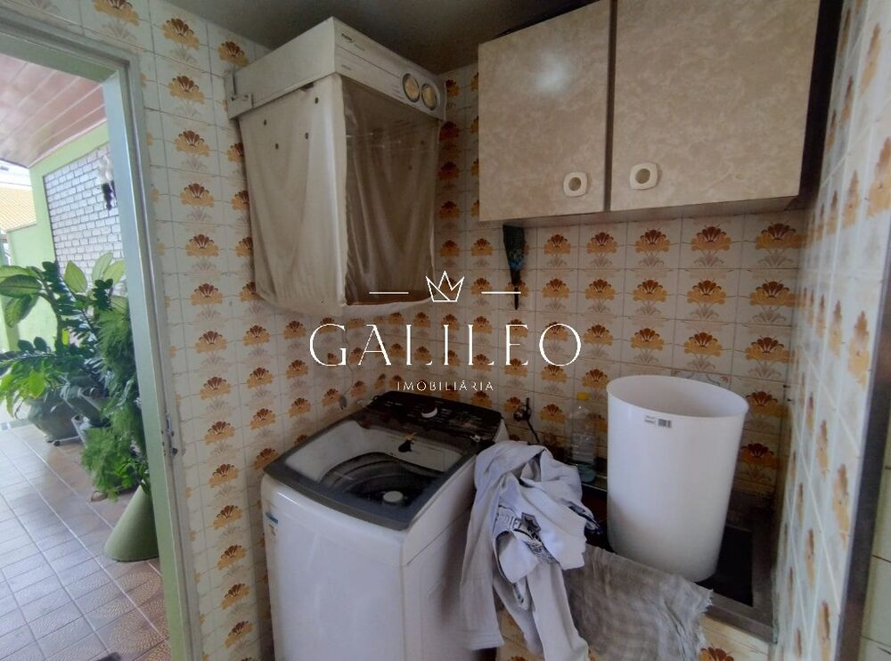 Casa, 3 quartos, 189 m² - Foto 2