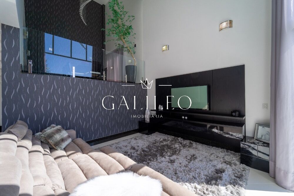 Casa à venda com 4 quartos, 342m² - Foto 31